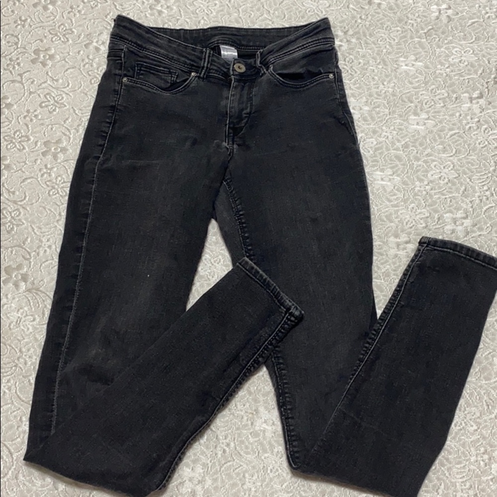 H&M Dark-Wash Skinny Jeans